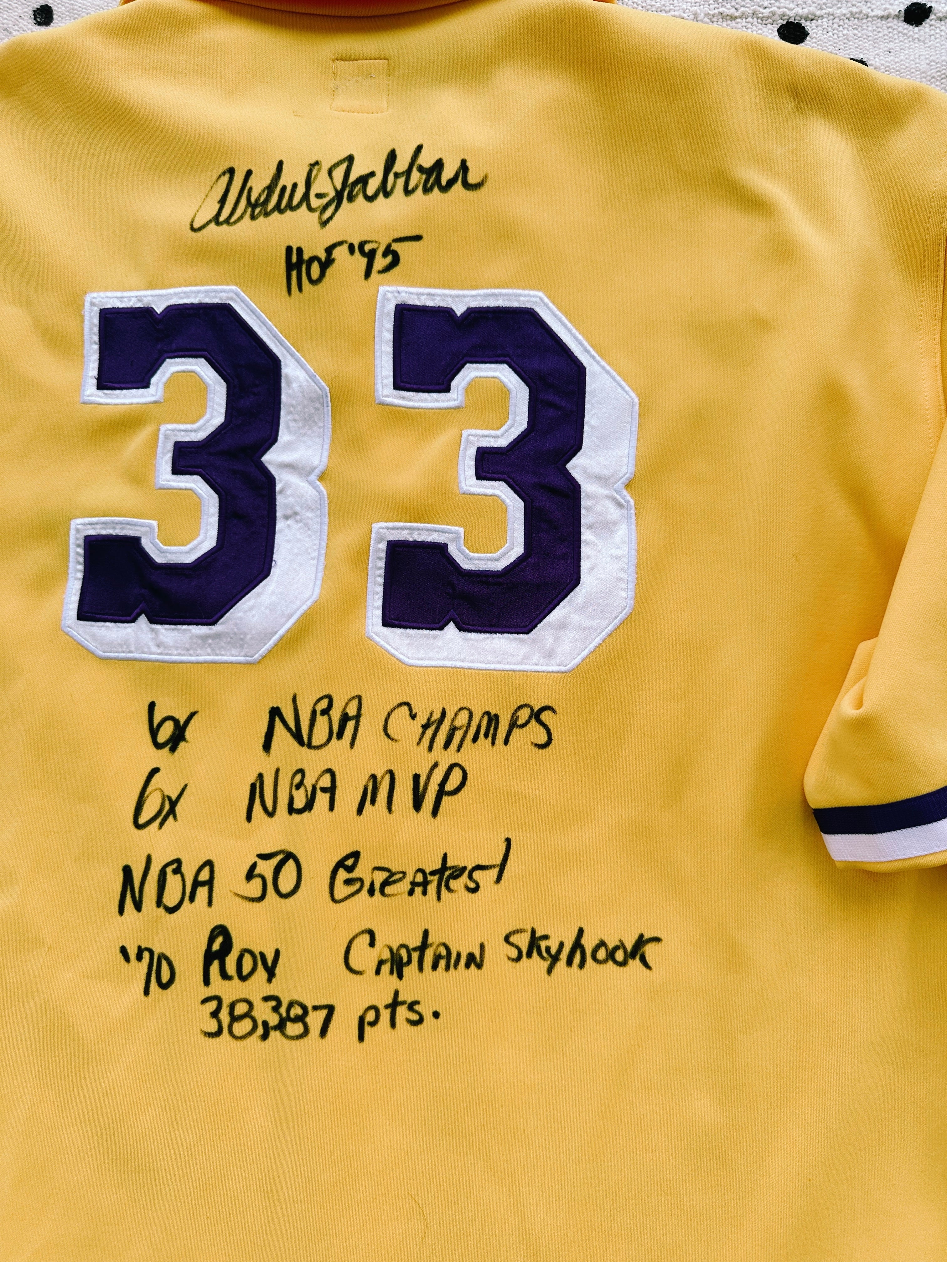 Vintage SIGNED Kareem Abdul Jabbar Warm Up